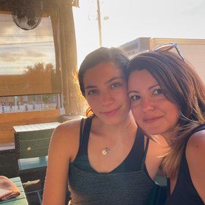 Meet your Posher, Carmon